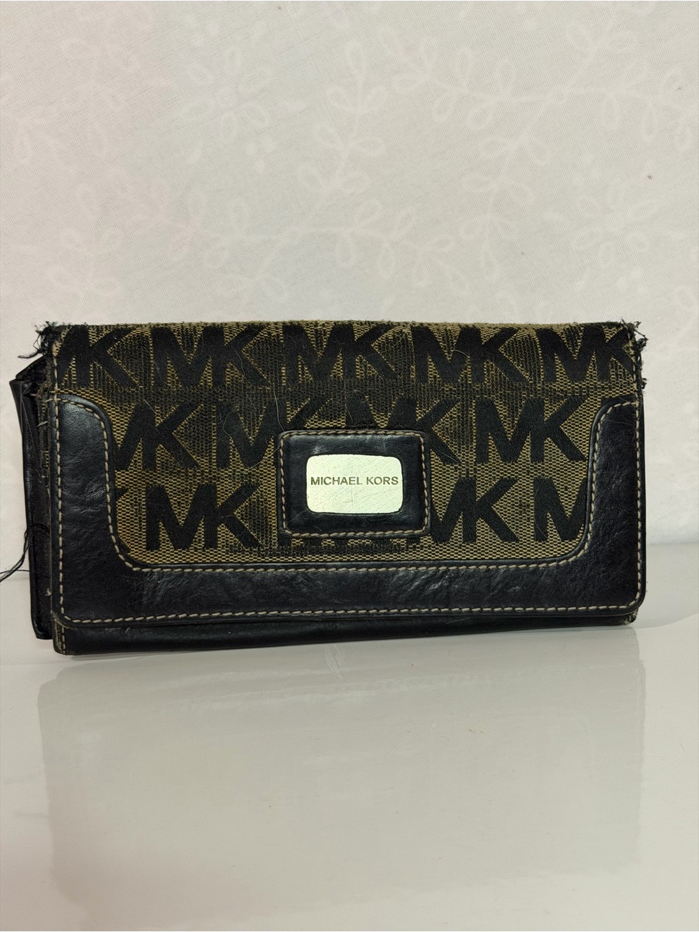 Michael Kors Black and Brown MK Signature Continental Wallet